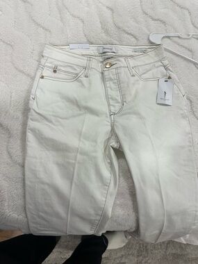 Skinnygirl Cream High-Rise Slim Jeans